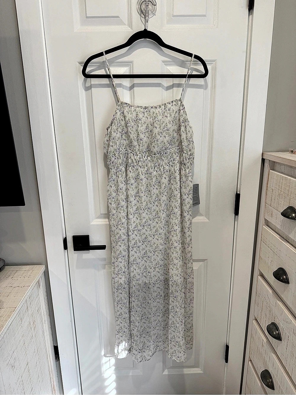Lush Floral Maxi Dress in White & Purple Size XL Like New
